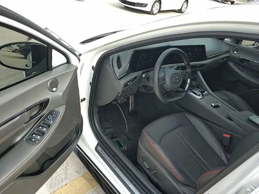 Hyundai Sonata — миниатюра 16