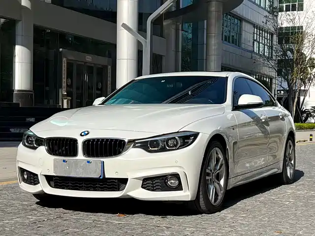BMW  4 SERIES