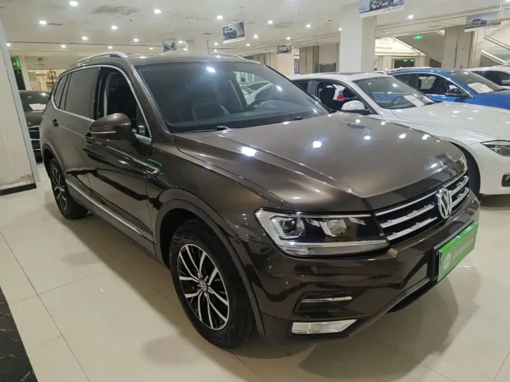 Volkswagen Tiguan L — миниатюра 4