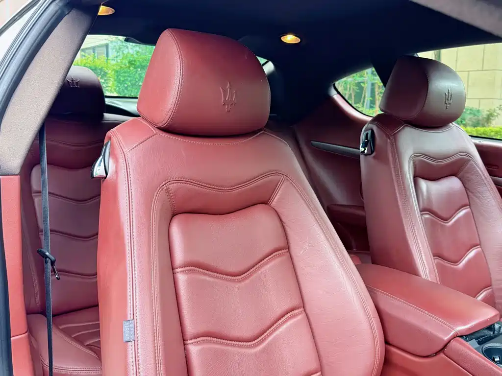 Maserati GranTurismo — миниатюра 15