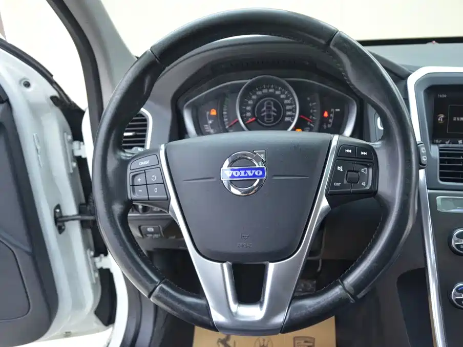 Volvo XC60 (Import) — миниатюра 10