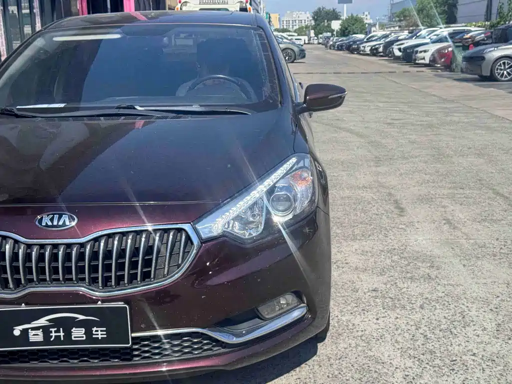 Kia K3 — миниатюра 5