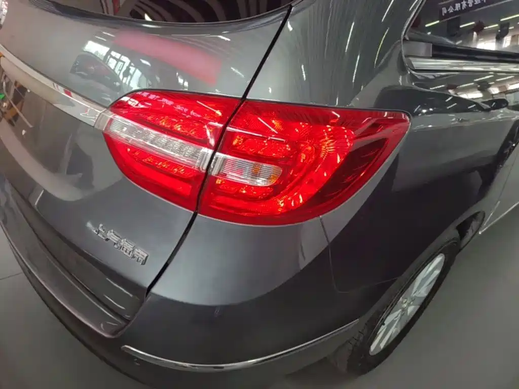Buick GL8 — миниатюра 8