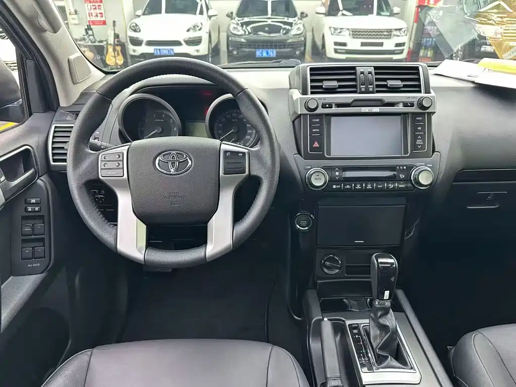 Toyota Prado — миниатюра 4