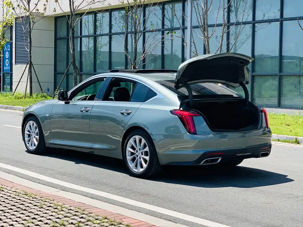 Cadillac CT5 — миниатюра 12