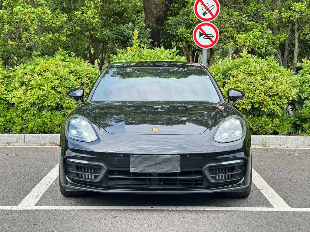 Porsche Panamera — миниатюра 2