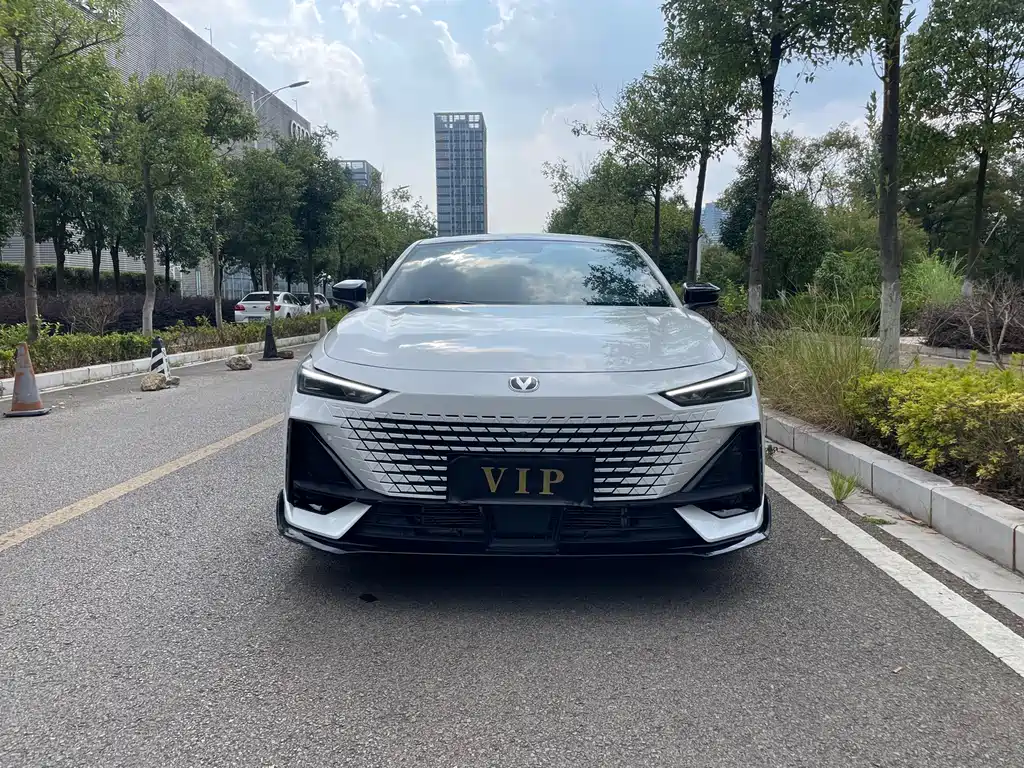 Changan UNI-V — миниатюра 2