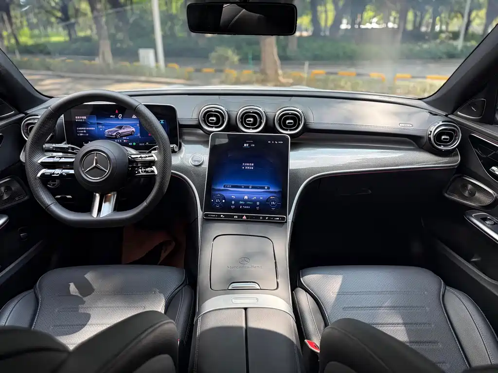 Mercedes-Benz C-Class — миниатюра 15