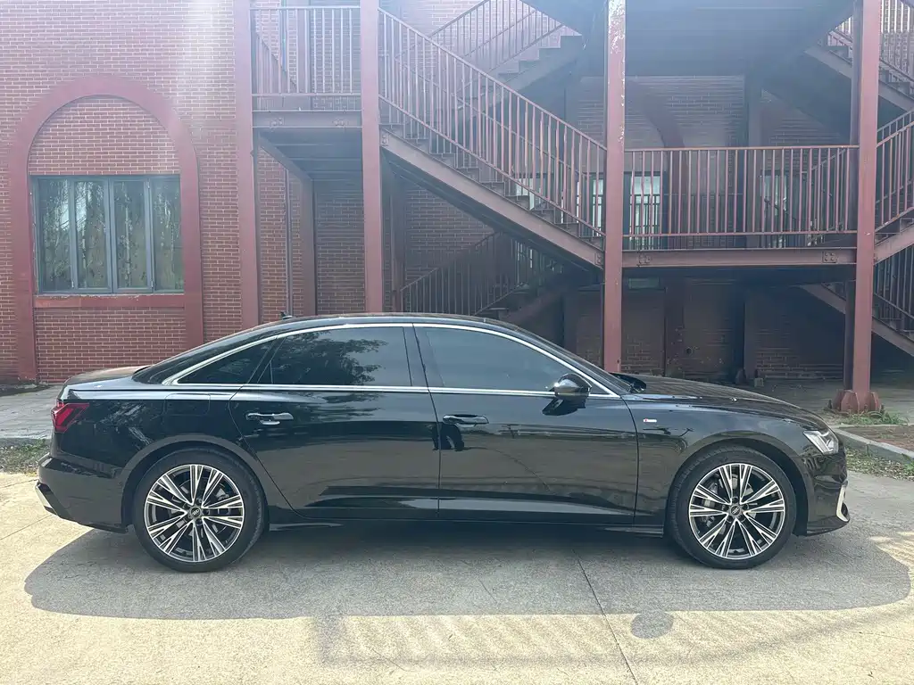 Audi A6L — миниатюра 8