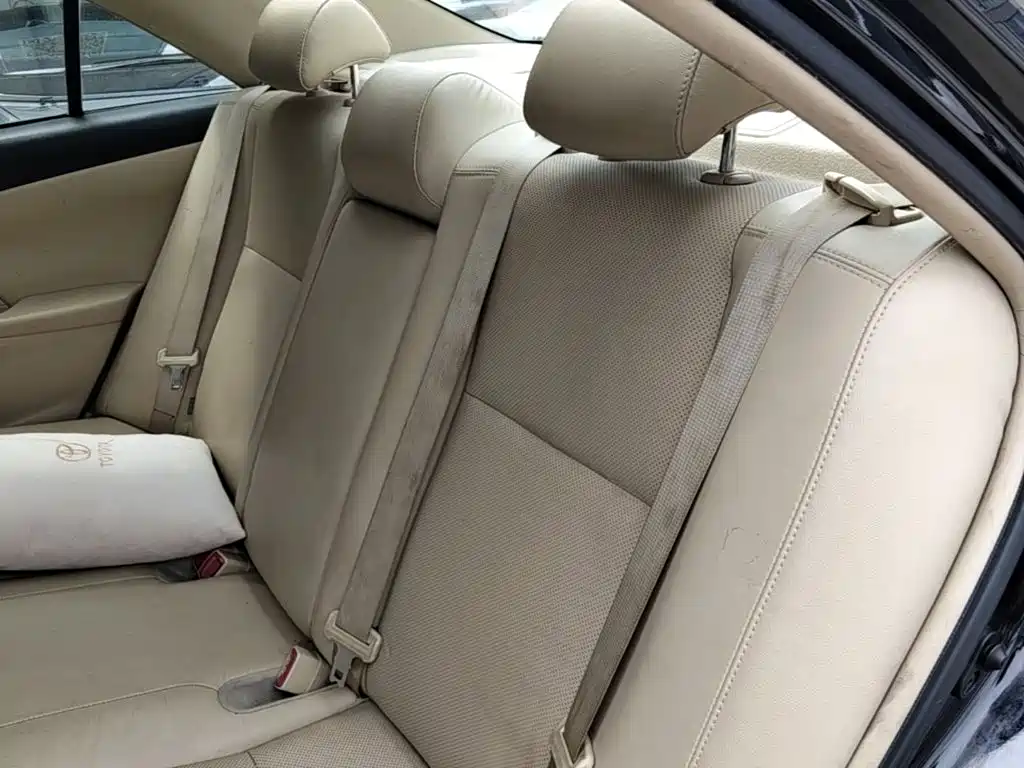 Toyota Camry — миниатюра 20