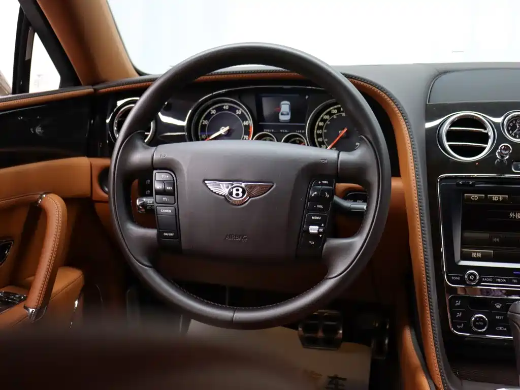 Bentley Flying Spur — миниатюра 12