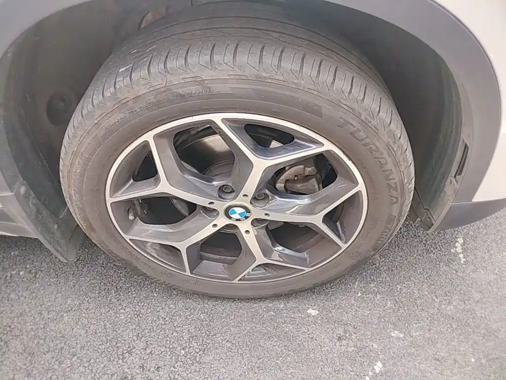 BMW X1 — миниатюра 12