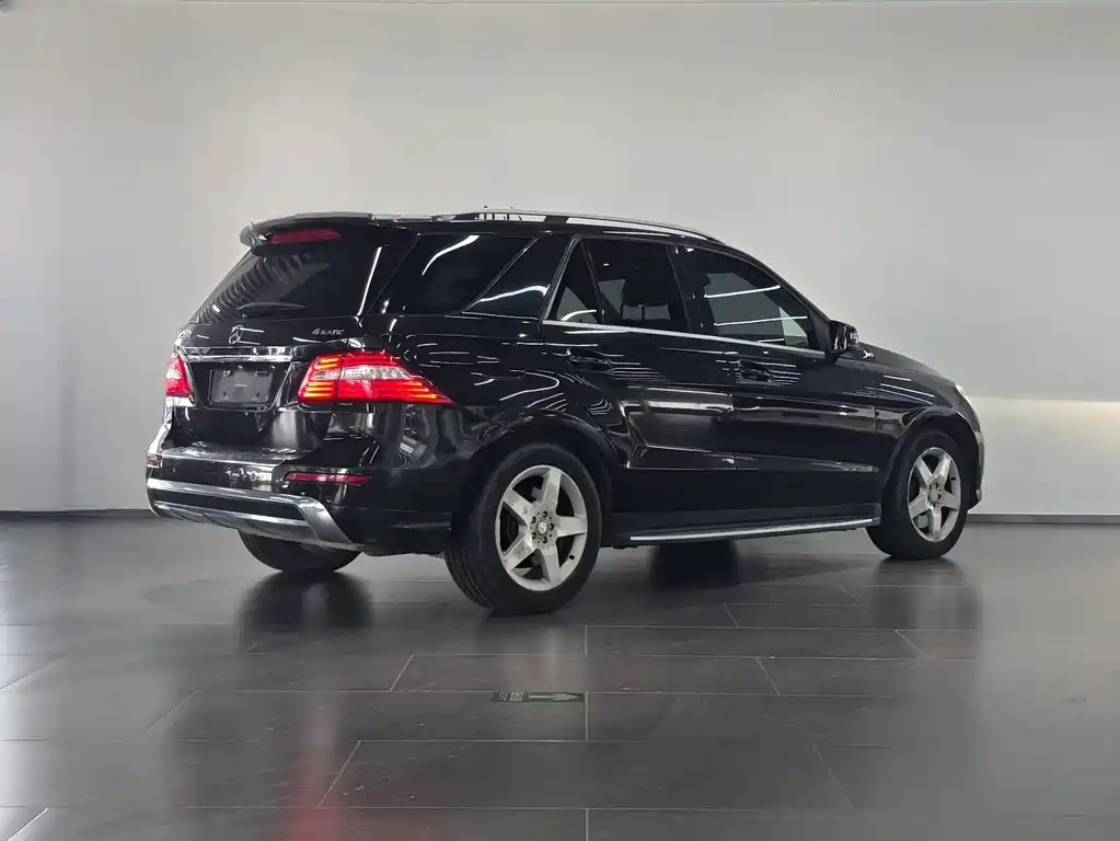 Mercedes-Benz M-Class — миниатюра 3
