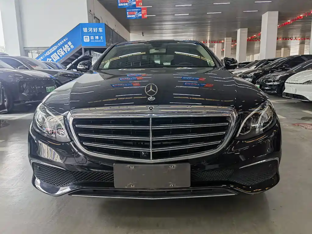 Mercedes-Benz E-Class — миниатюра 2