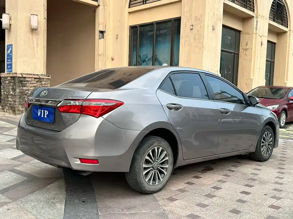 Toyota Corolla — миниатюра 6