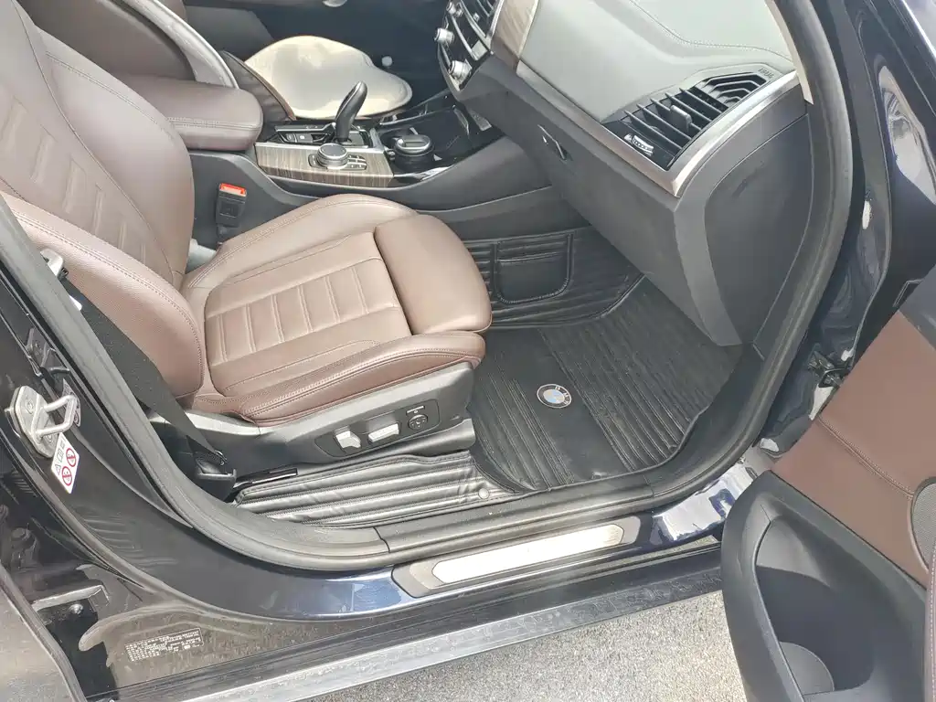 BMW X3 — миниатюра 5