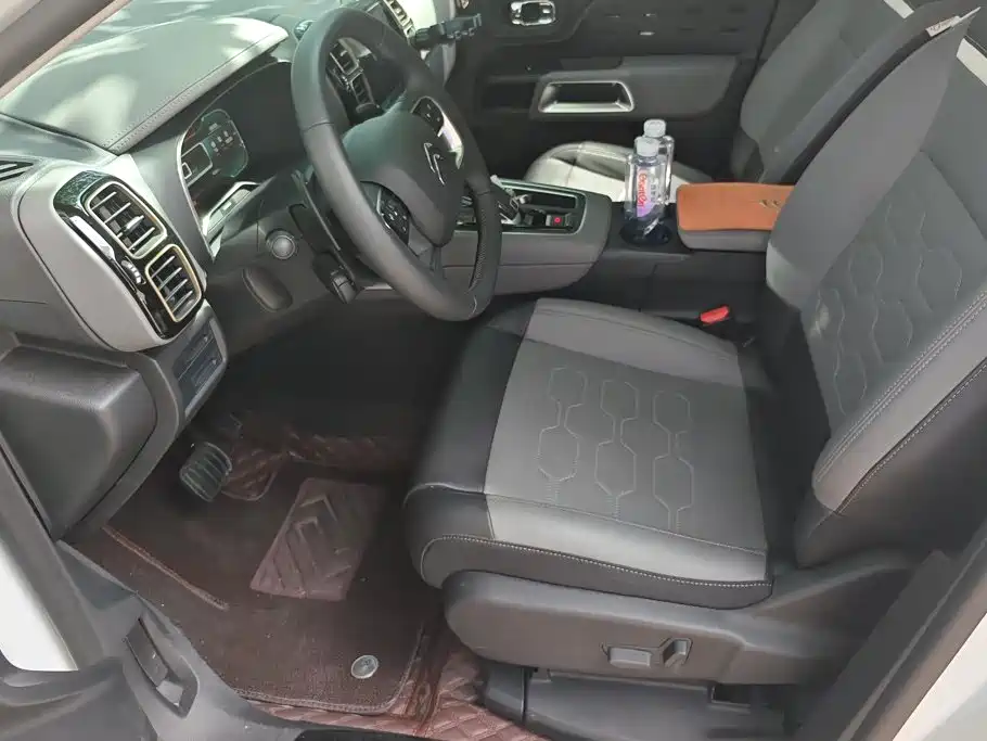 Citroen C5 AIRCROSS — миниатюра 9