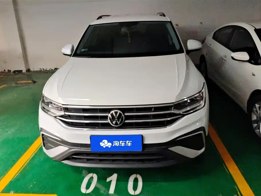 Volkswagen Tiguan L L 2022 330TSI AT