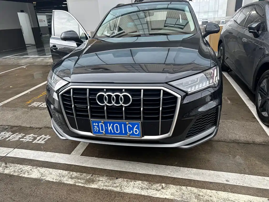 Audi Q7 2021 55 TFSI quattro S line Sport