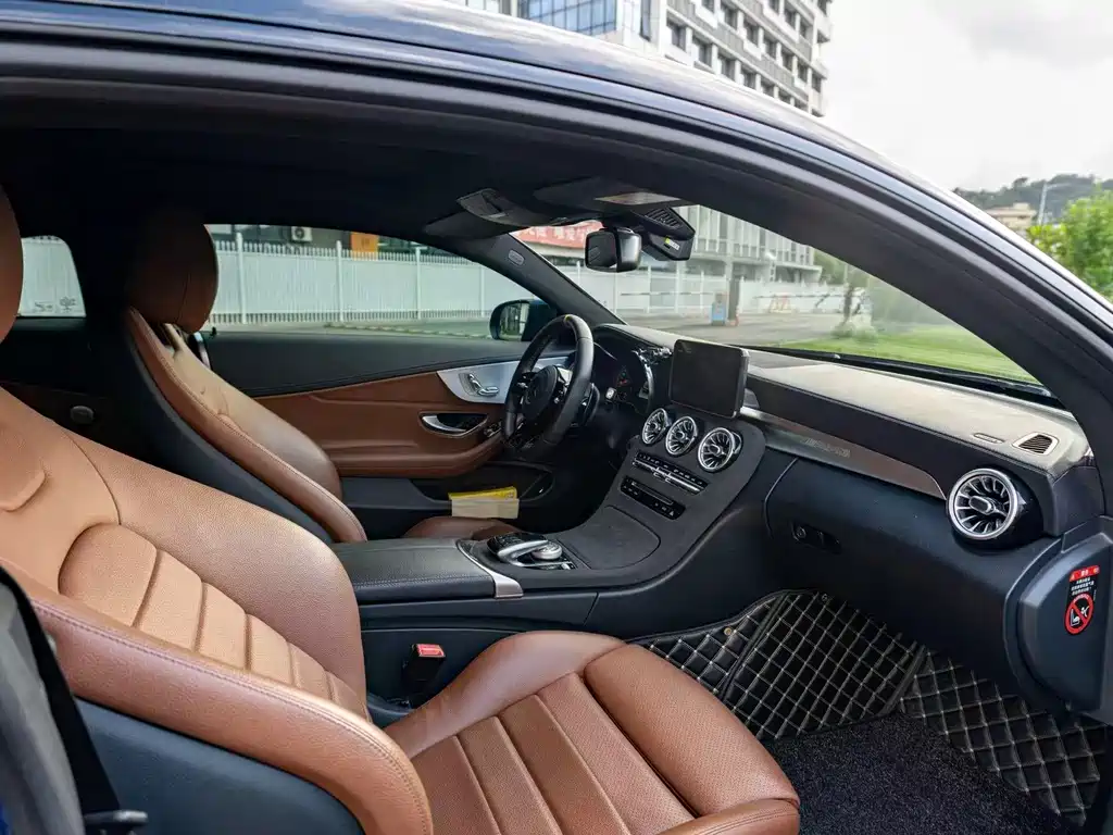 Mercedes-Benz C-Class (Import) — миниатюра 8