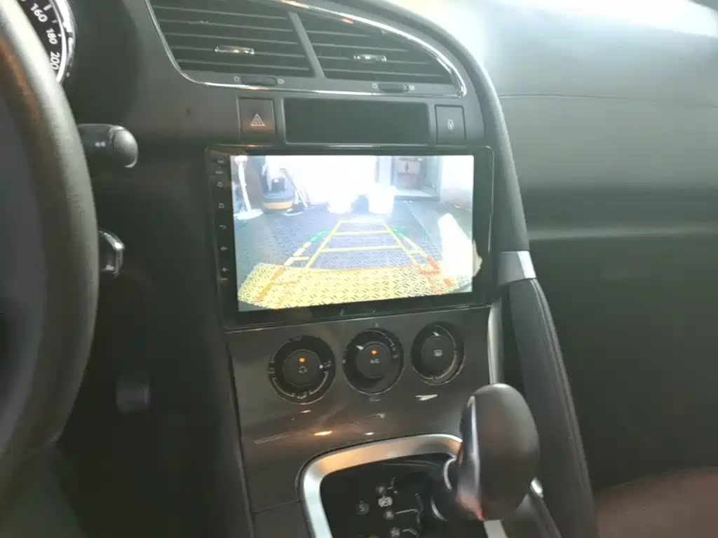 Peugeot 3008 — миниатюра 13
