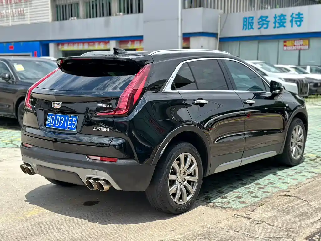 Cadillac XT4 2020 28T Lead