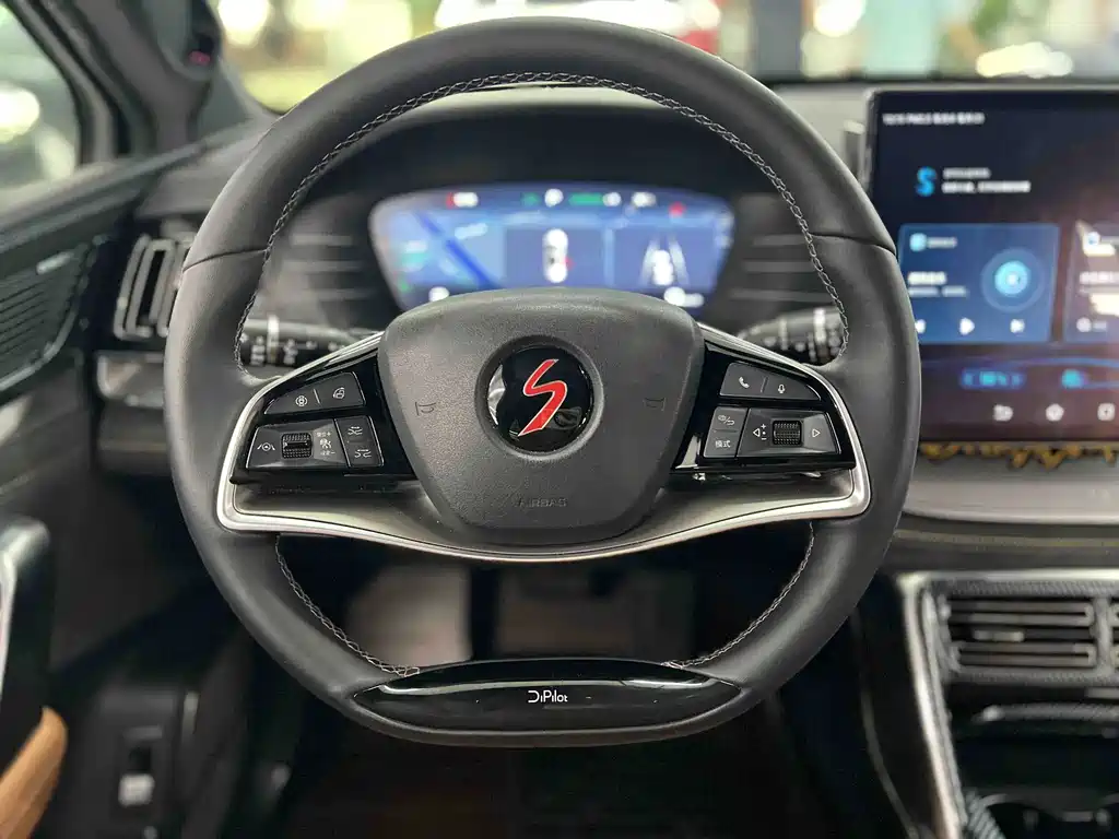 BYD Tang New Energy — миниатюра 12