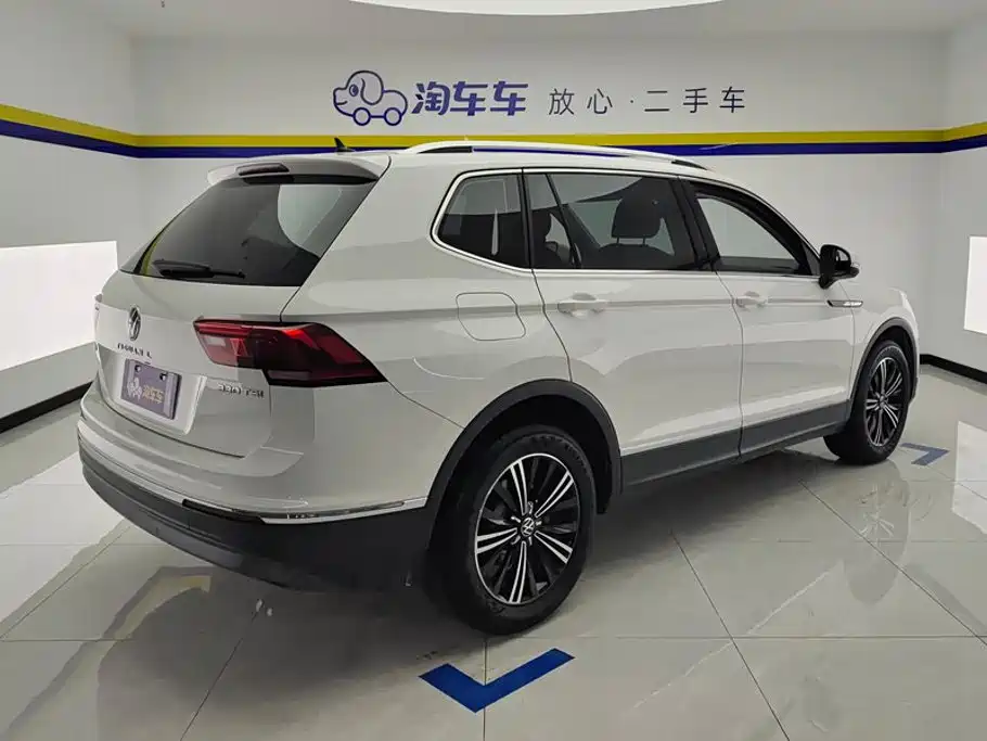 Volkswagen Tiguan L — миниатюра 3