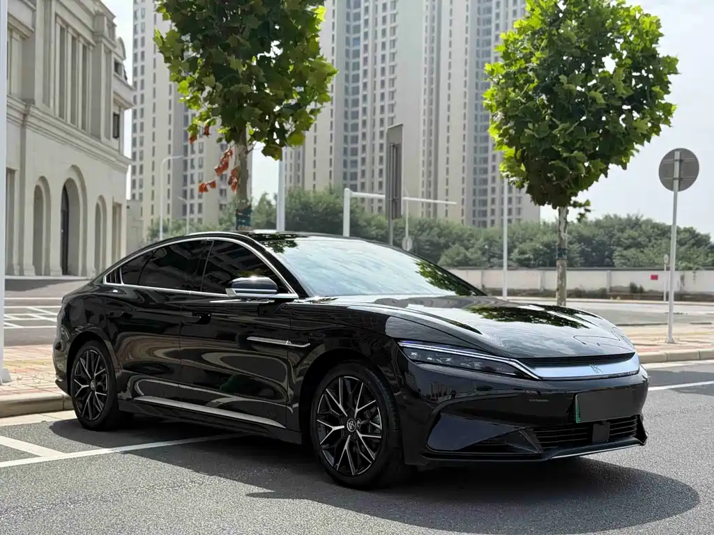 BYD Han — миниатюра 3