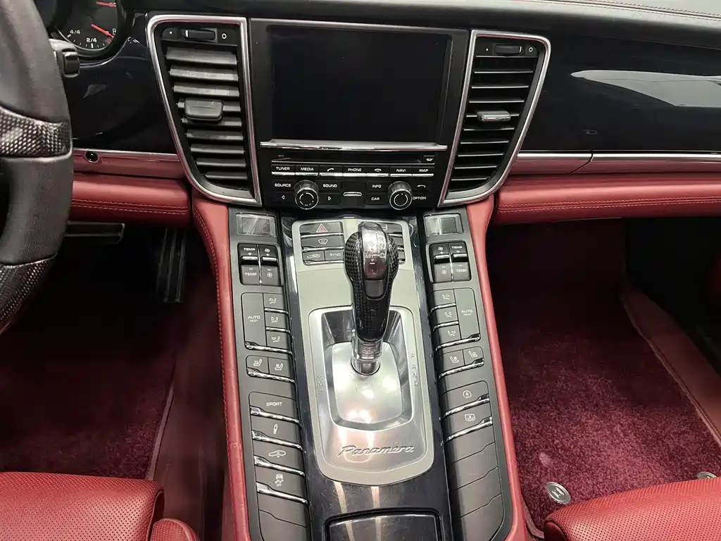 Porsche Panamera — миниатюра 16