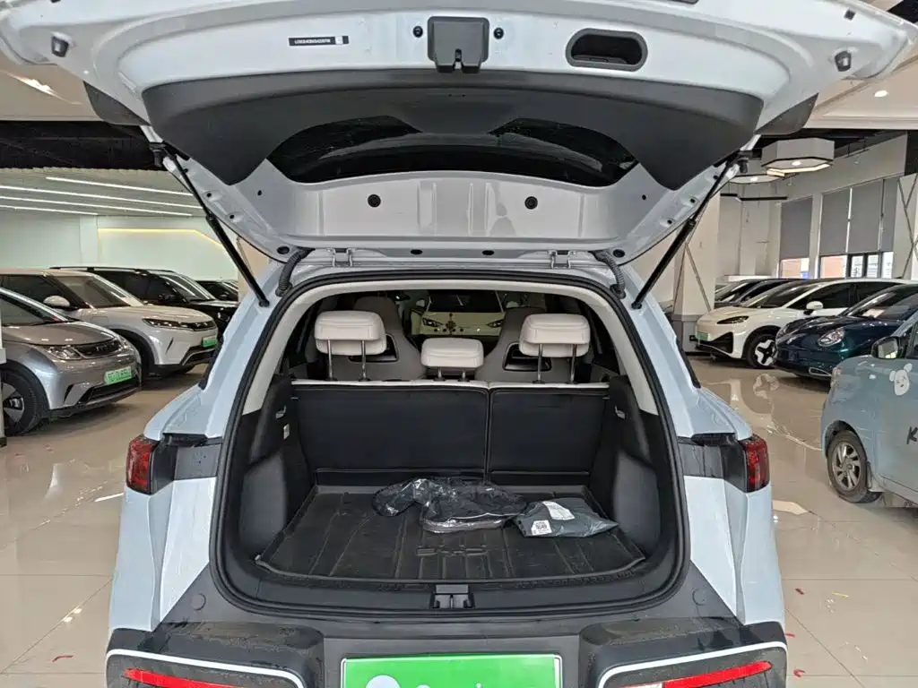 BYD Yuan UP — миниатюра 19