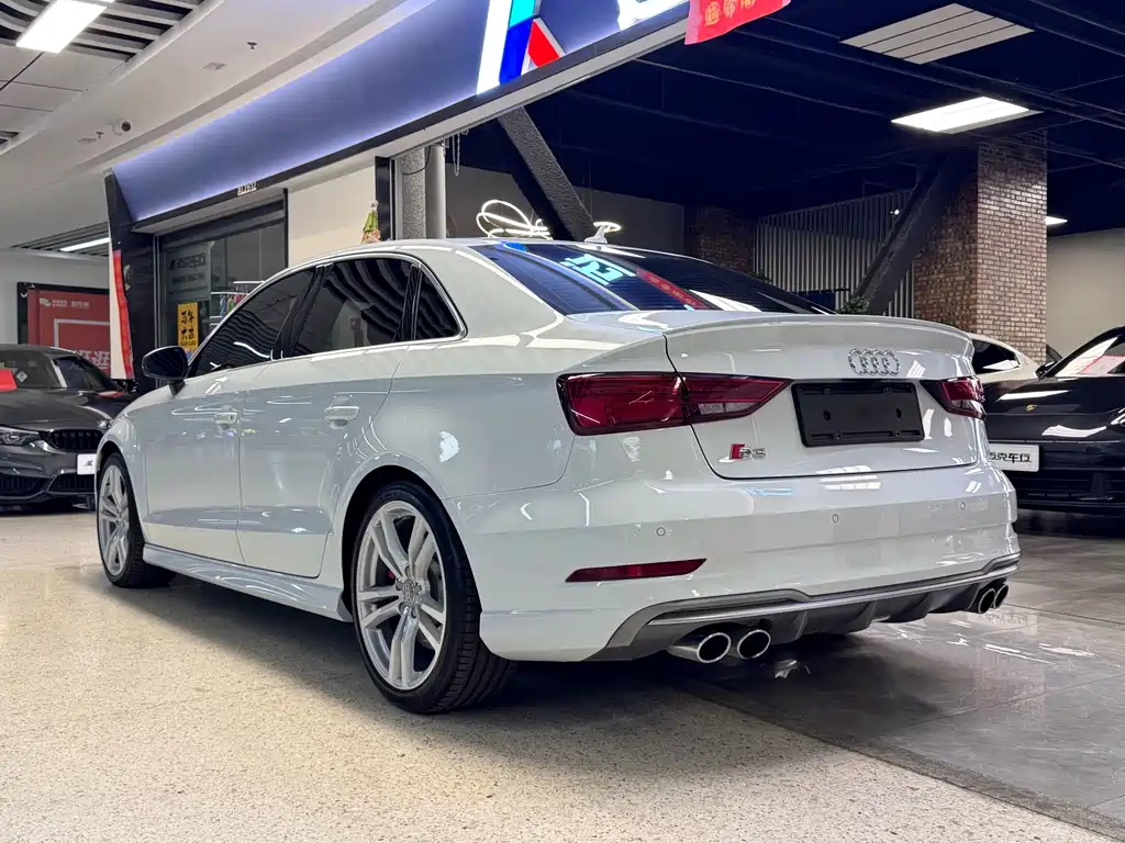 Audi S3 — миниатюра 3