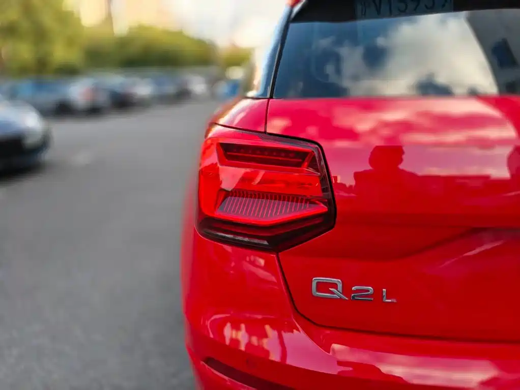 Audi Q2L — миниатюра 10