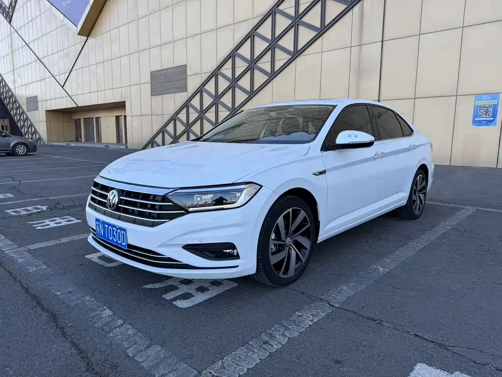 Volkswagen Sagitar 2022