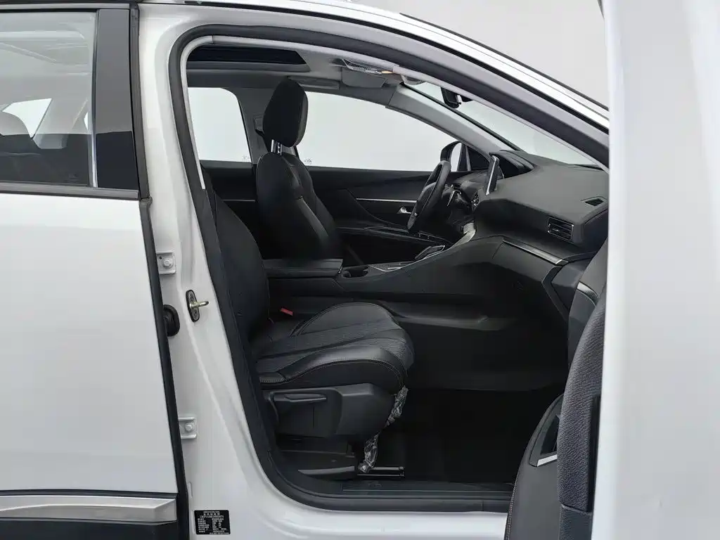 Peugeot 4008 — миниатюра 23