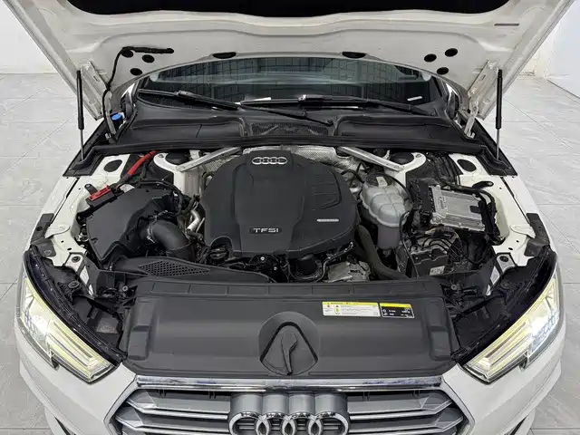 Audi A4L — миниатюра 10