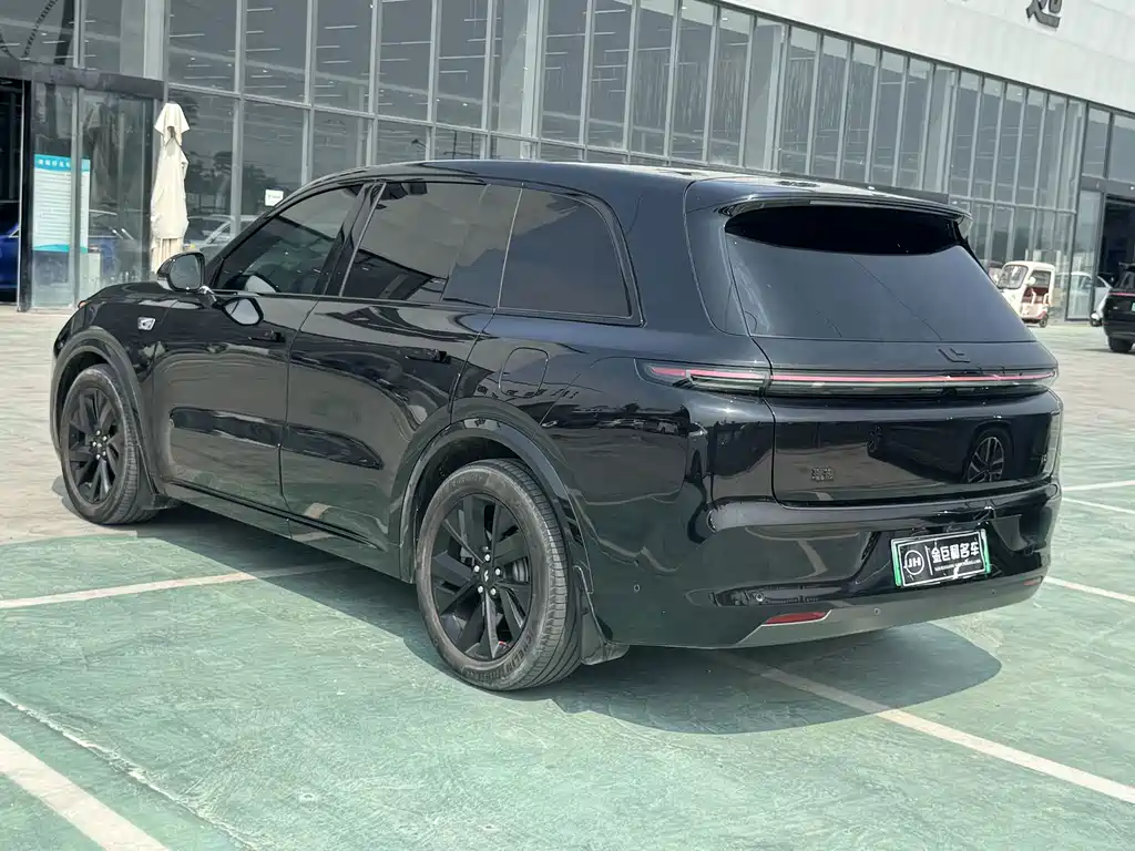 Li Auto Li L8 — миниатюра 10