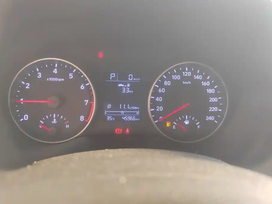 Hyundai Elantra — миниатюра 14