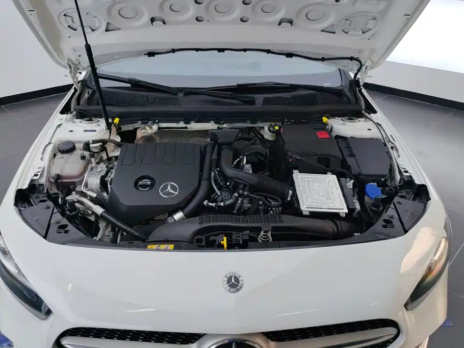 Mercedes-Benz A-Class — миниатюра 10