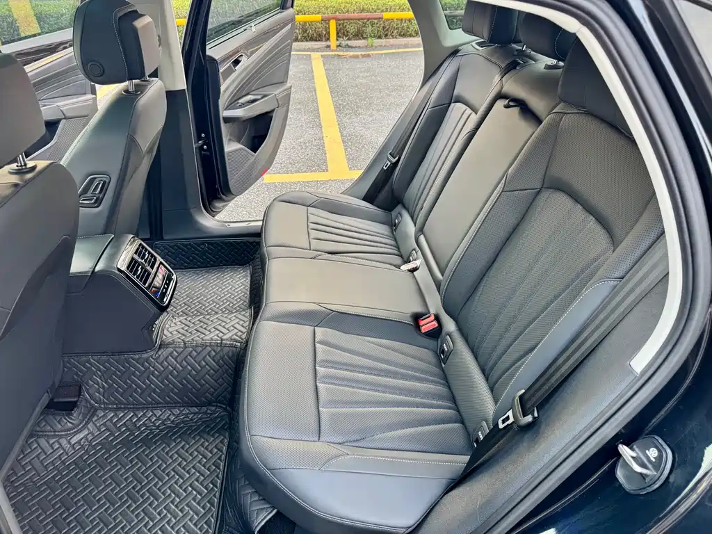 Volkswagen Passat — миниатюра 18