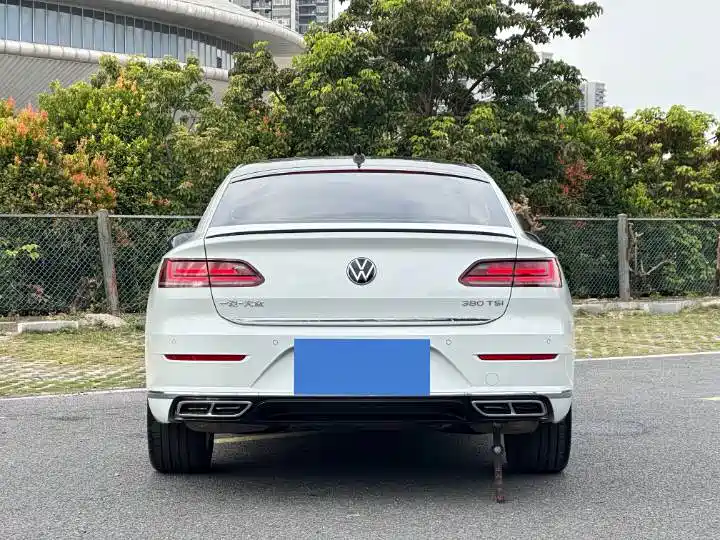 Volkswagen CC — миниатюра 4