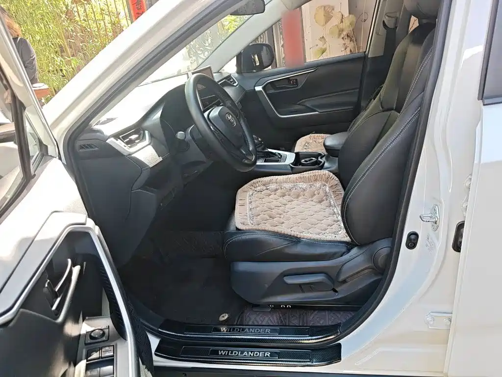 Toyota Wildlander — миниатюра 11