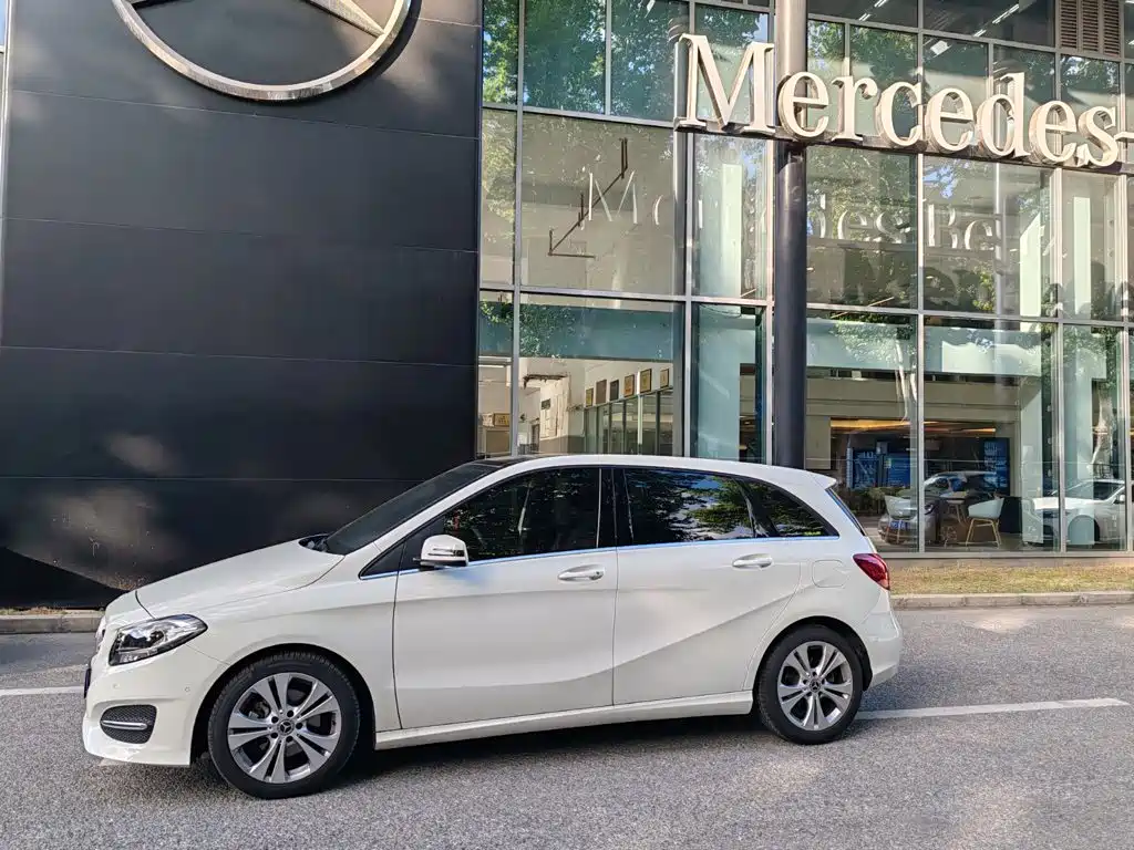 Mercedes-Benz B-Class — миниатюра 6