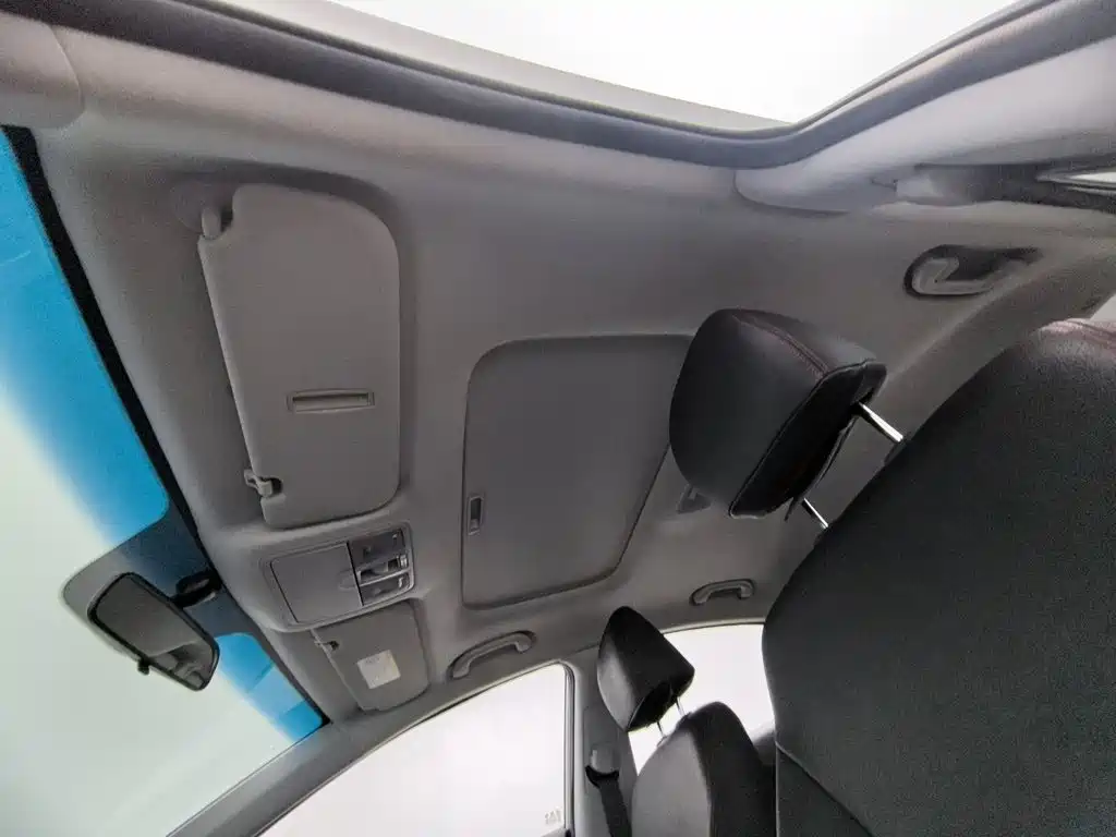 Hyundai Elantra Langdong — миниатюра 14