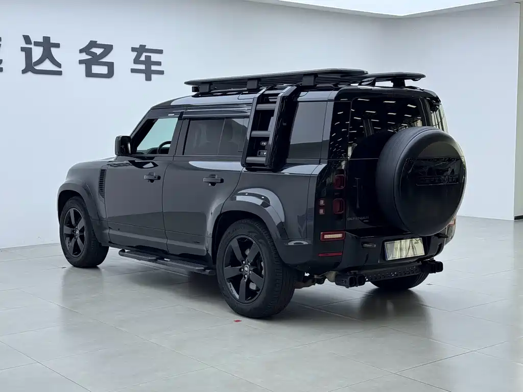 Land Rover Defender — миниатюра 21