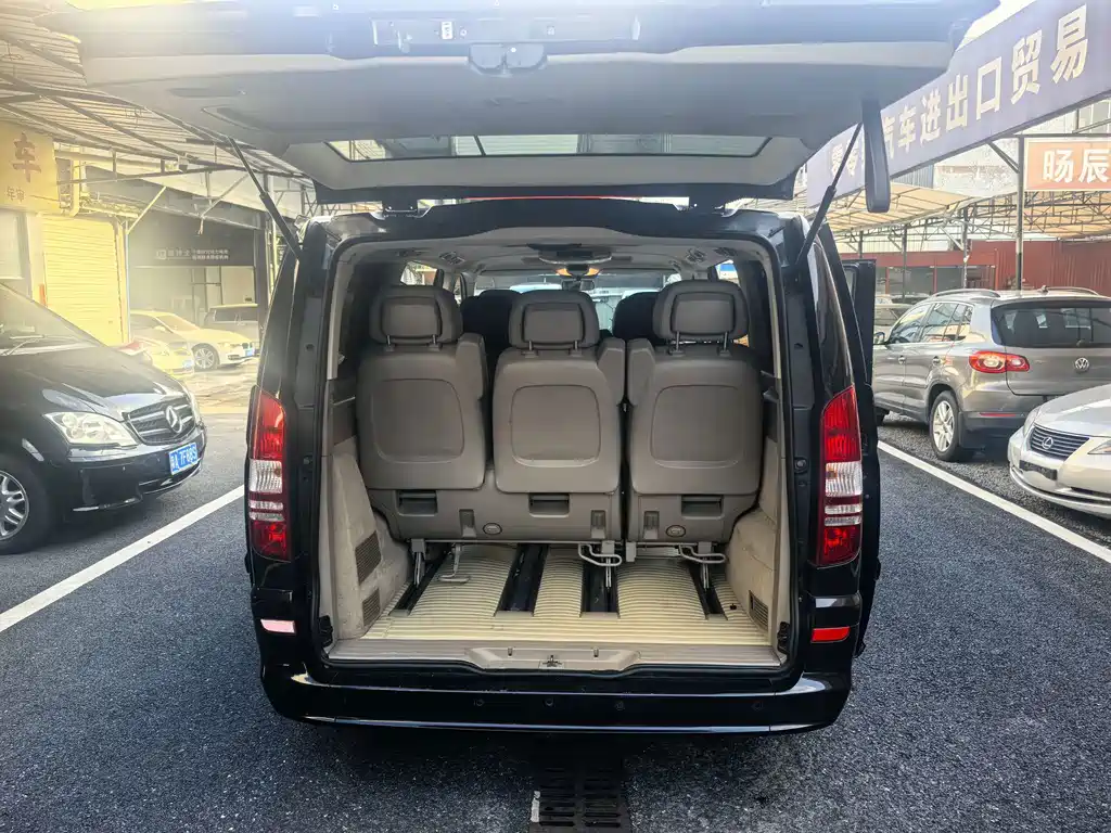 Mercedes-Benz Viano — миниатюра 14