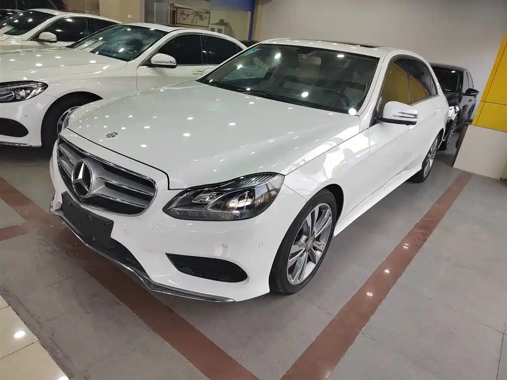 Mercedes-Benz E-Class 2015