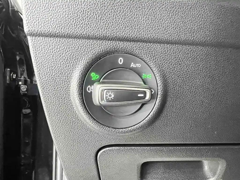 Volkswagen Tiguan L L 2023 280TSI AT