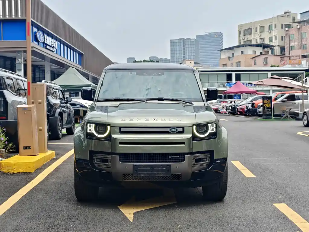 Land Rover Defender — миниатюра 2