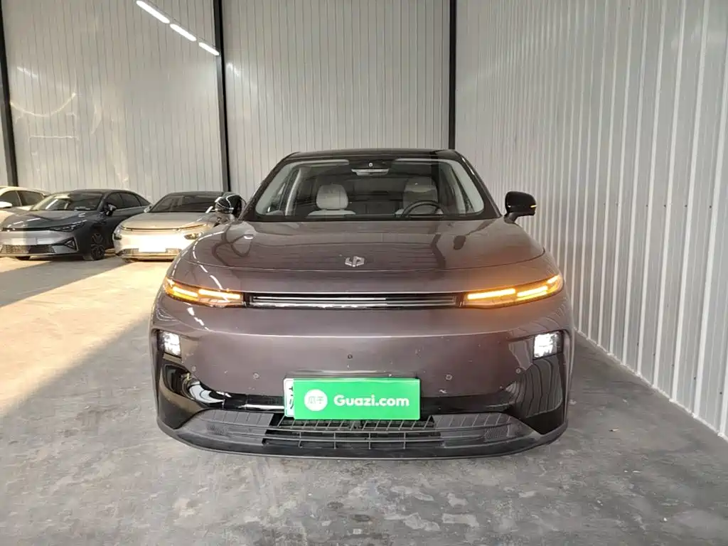 Leapmotor Leapmotor B10 — миниатюра 3